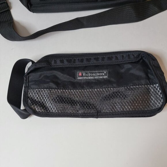 Victorinox Messenger Courier Bag with Matching Cord/Power Supply Tote Bag - Picture 6 of 10